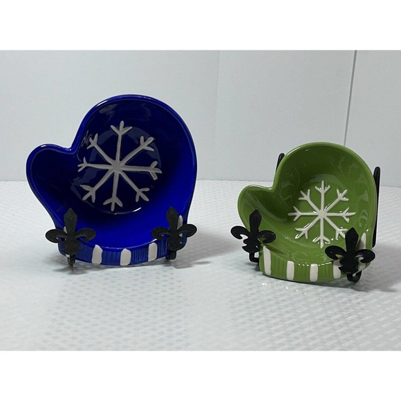 2 Vintage BW Boston Warehouse Christmas Mitten Nesting Serving BOWLS - Picture 1 of 13